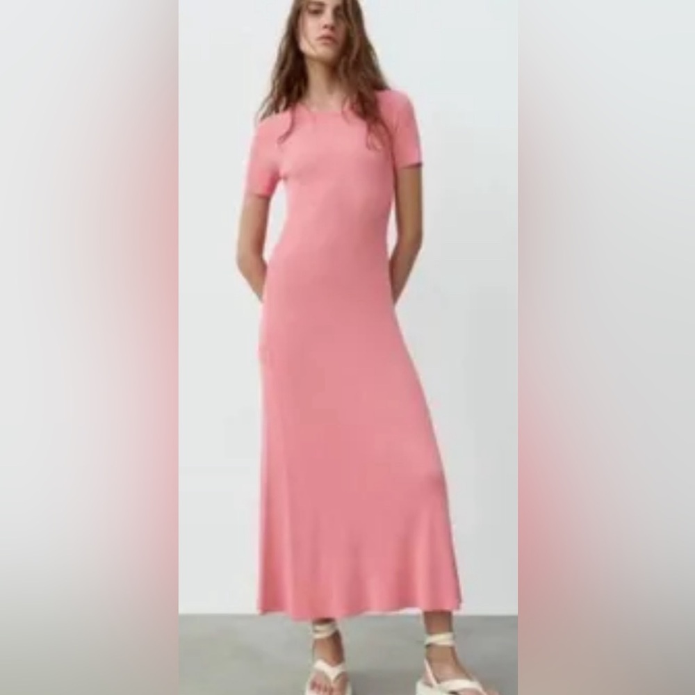 Zara Barbie pink ribbed maxi dress